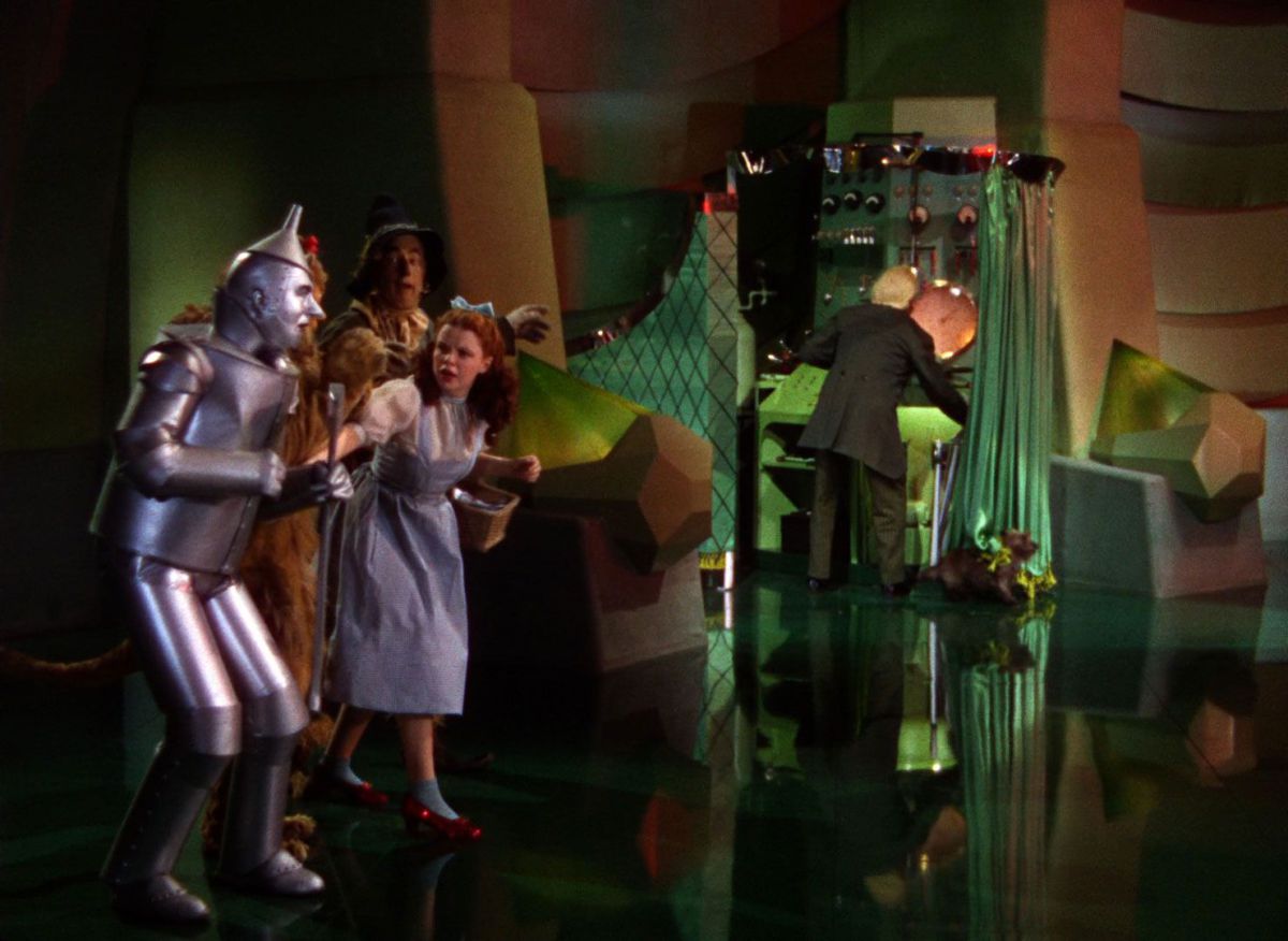 Wizard of OZ Behind the Curtain